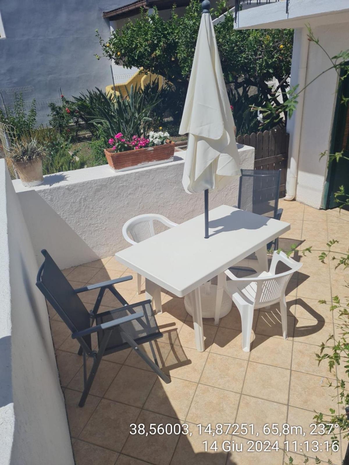 Casa Salina Santa Marina Salina Exterior foto
